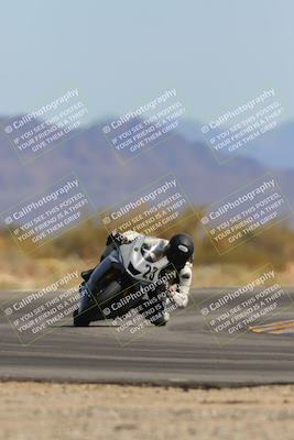 media/Mar-12-2023-SoCal Trackdays (Sun) [[d4c8249724]]/Turn 15 (145pm)/